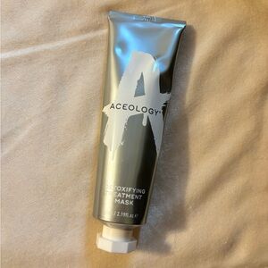 Aceology Detoxifying Treatment Mask